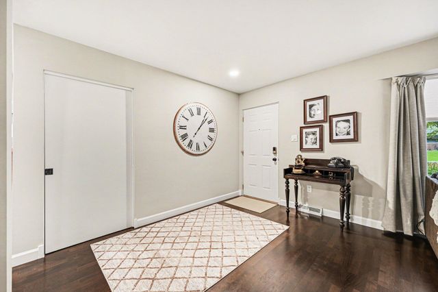 11265 W 80th Court, St. John, IN 46373