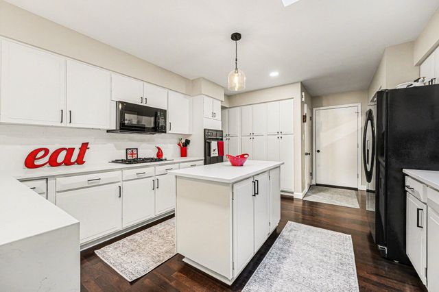 11265 W 80th Court, St. John, IN 46373