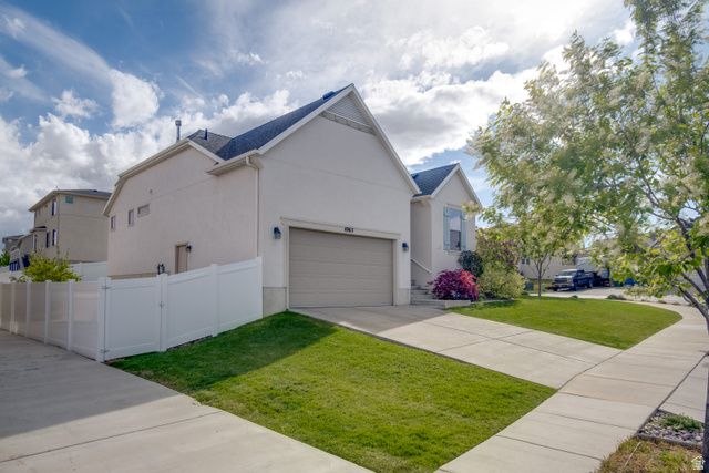 6963 W OTTER CREEK DR, West Jordan, UT 84081