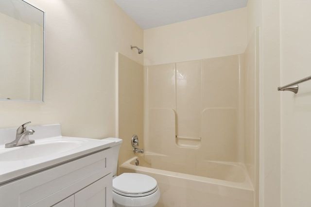 30 Gayron Way 1, Lynn, MA 01905