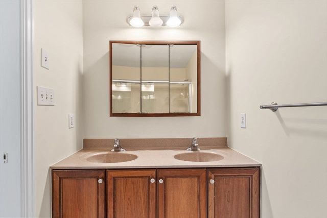 30 Gayron Way 1, Lynn, MA 01905