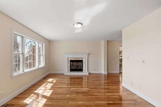 30 Gayron Way 1, Lynn, MA 01905