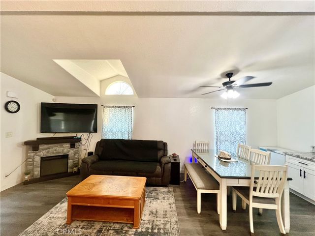 901 S 6th Avenue 221, Hacienda Heights, CA 91745