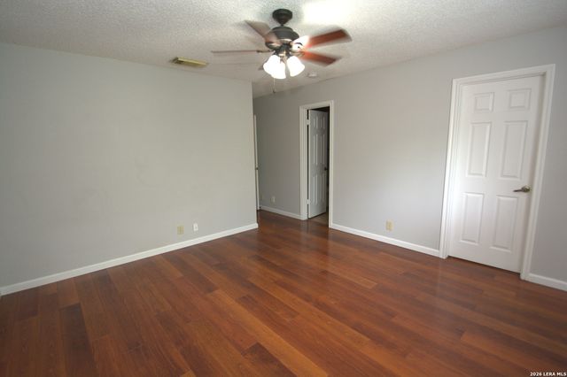 6150 BORDER TRAIL DR, San Antonio, TX 78240