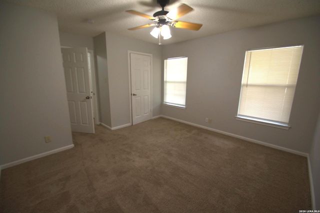6150 BORDER TRAIL DR, San Antonio, TX 78240