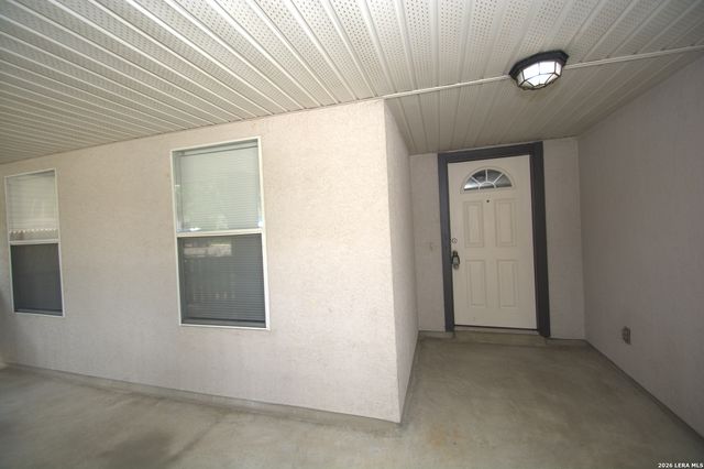 6150 BORDER TRAIL DR, San Antonio, TX 78240