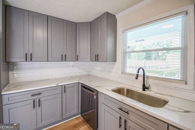 4715 Wildginger Run, Lithonia, GA 30038
