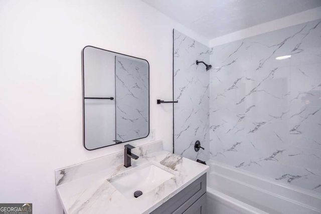 4715 Wildginger Run, Lithonia, GA 30038