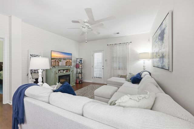 5010 Weatherwood Dr., North Myrtle Beach, SC 29582