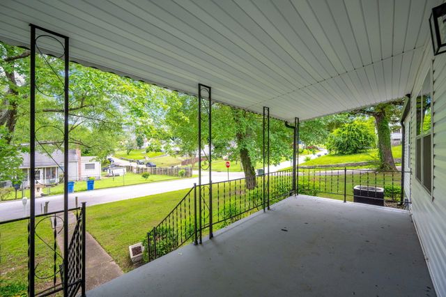 1203 Nellie Street, Chattanooga, TN 37404