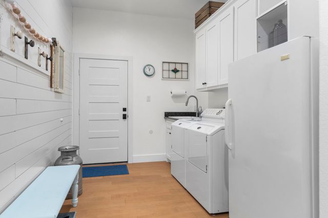 6520 Shoreline Drive, Little Elm, TX 75068