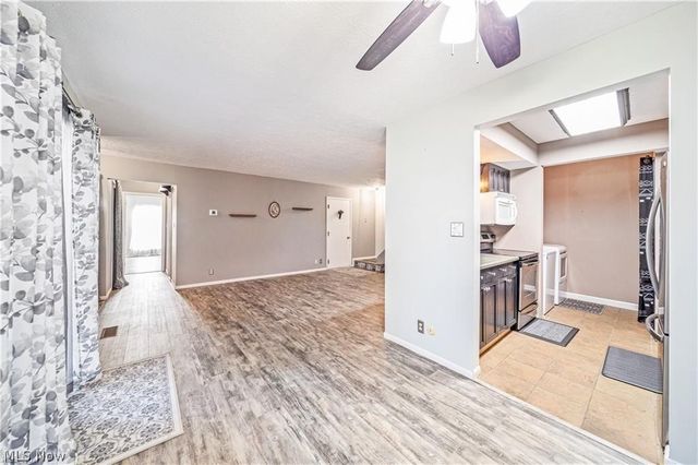 7987 Carriage Circle, Mentor, OH 44060