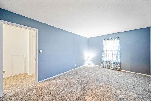 7987 Carriage Circle, Mentor, OH 44060