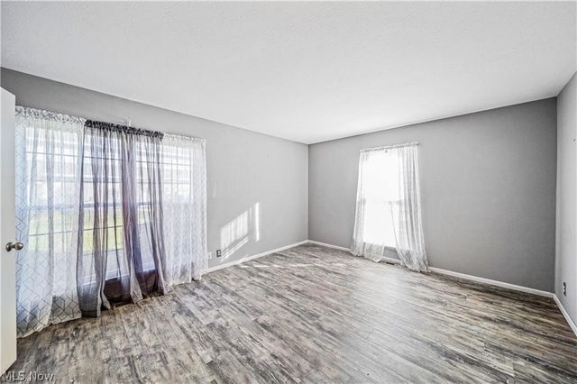 7987 Carriage Circle, Mentor, OH 44060