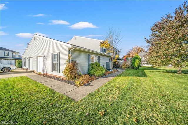 7987 Carriage Circle, Mentor, OH 44060