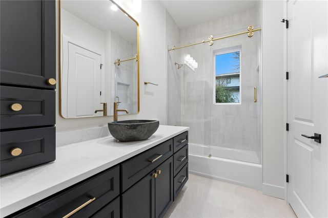 1283 Bunker Ranch BLVD, Dripping Springs, TX 78620