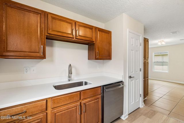 7828 JASPER Avenue, Jacksonville, FL 32211