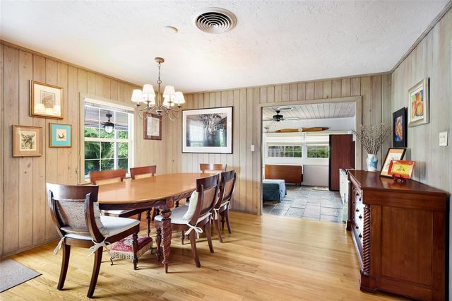 2070 HYDE PARK STREET, Sarasota, FL 34239