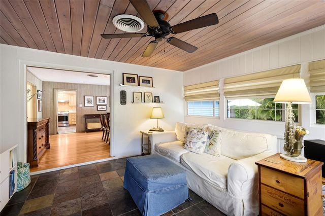 2070 HYDE PARK STREET, Sarasota, FL 34239