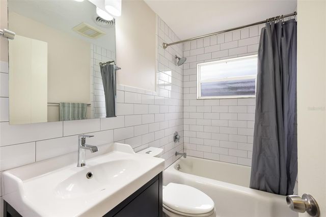 2070 HYDE PARK STREET, Sarasota, FL 34239