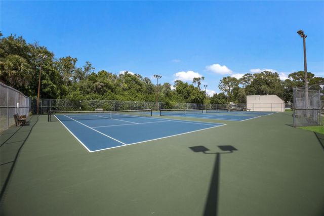 2070 HYDE PARK STREET, Sarasota, FL 34239