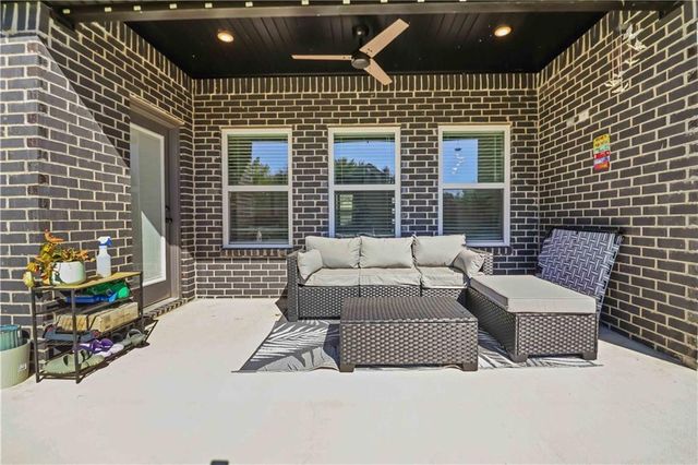 1431 Sessile Oak Way, Bentonville, AR 72713