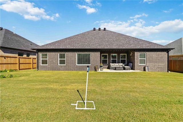 1431 Sessile Oak Way, Bentonville, AR 72713