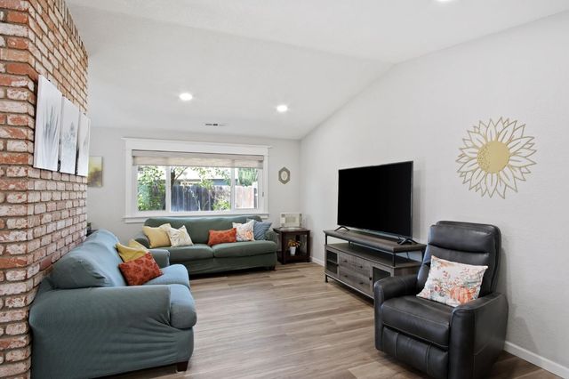 3161 Bridgeport Ct, Turlock, CA 95382