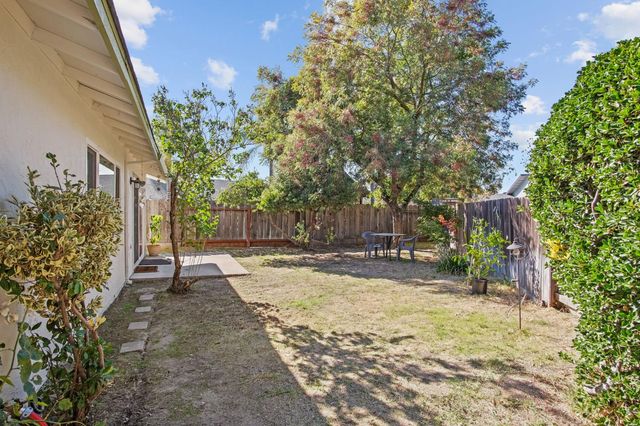 3161 Bridgeport Ct, Turlock, CA 95382