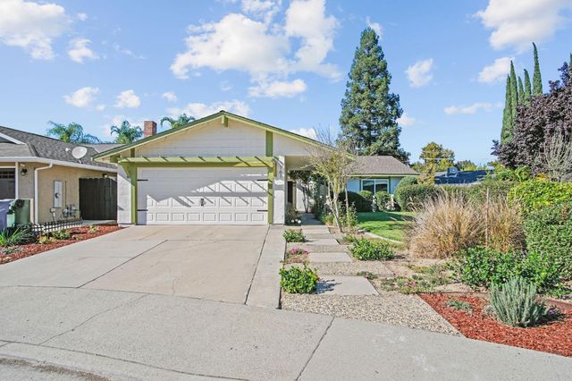 3161 Bridgeport Ct, Turlock, CA 95382