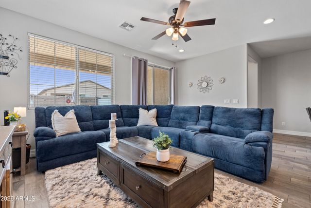 17227 W DESERT SAGE Drive, Goodyear, AZ 85338