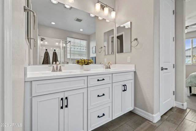 17227 W DESERT SAGE Drive, Goodyear, AZ 85338