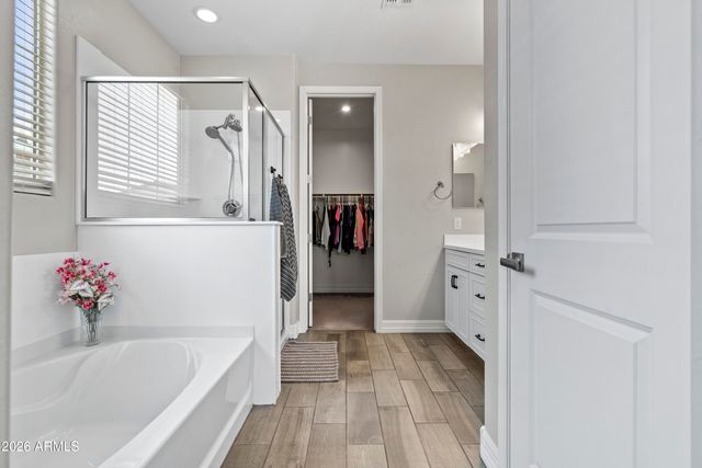 17227 W DESERT SAGE Drive, Goodyear, AZ 85338