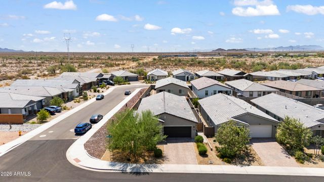 17227 W DESERT SAGE Drive, Goodyear, AZ 85338