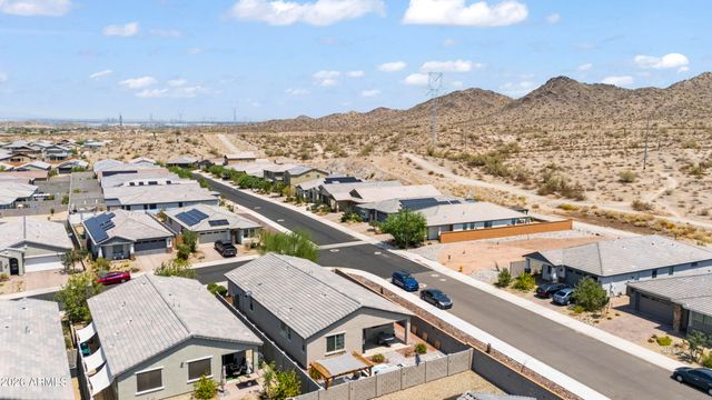 17227 W DESERT SAGE Drive, Goodyear, AZ 85338