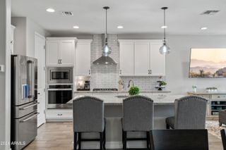 17227 W DESERT SAGE Drive, Goodyear, AZ 85338