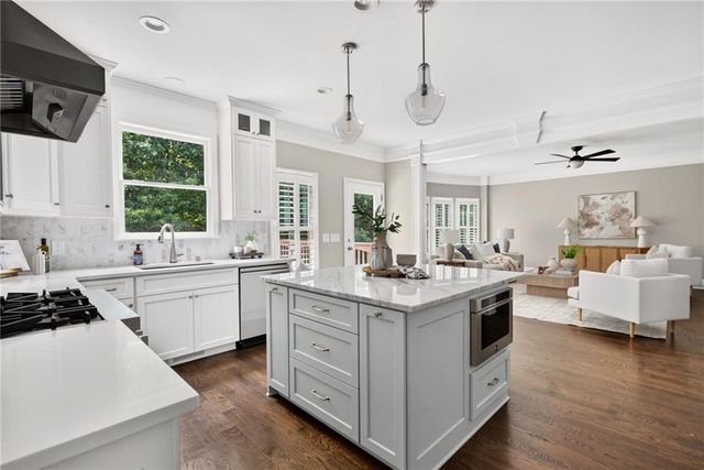 3105 Frazier Walk, Decatur, GA 30033