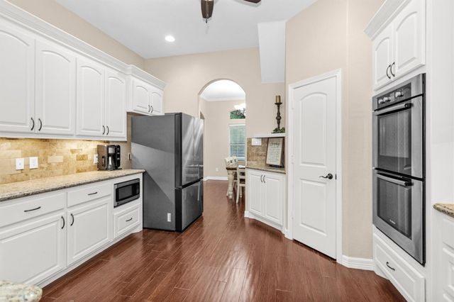 11232 Triple Crown Way, Conroe, TX 77304