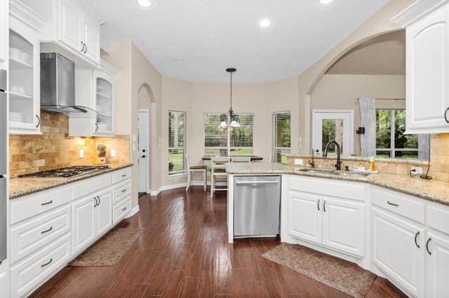 11232 Triple Crown Way, Conroe, TX 77304