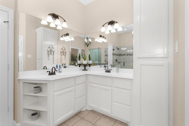 11232 Triple Crown Way, Conroe, TX 77304
