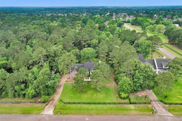11232 Triple Crown Way, Conroe, TX 77304