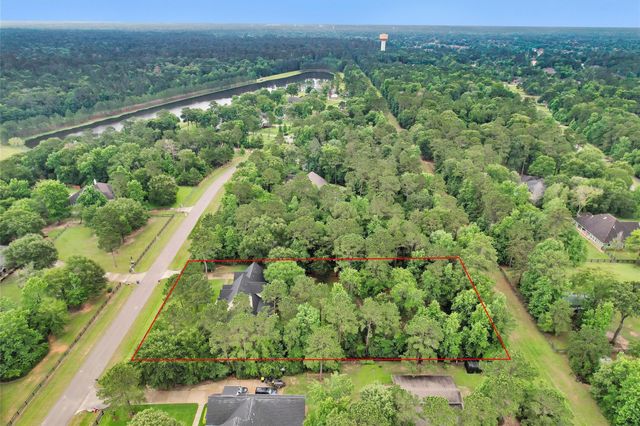 11232 Triple Crown Way, Conroe, TX 77304