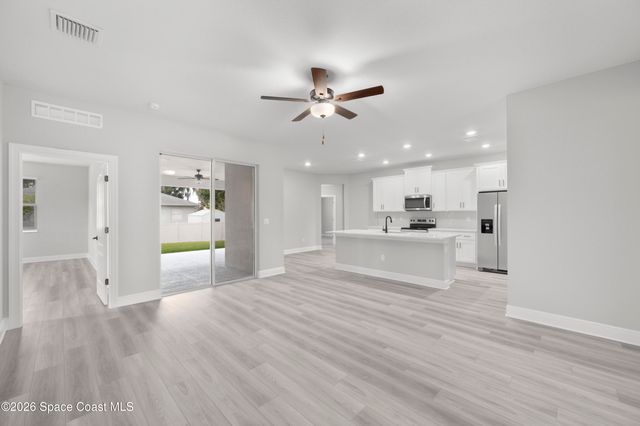 238 Fitchburg Street SW, Palm Bay, FL 32908