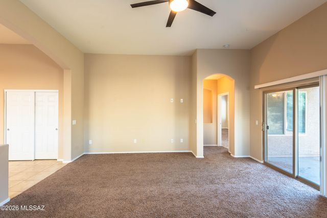9014 W Rolling Springs Drive, Marana, AZ 85653