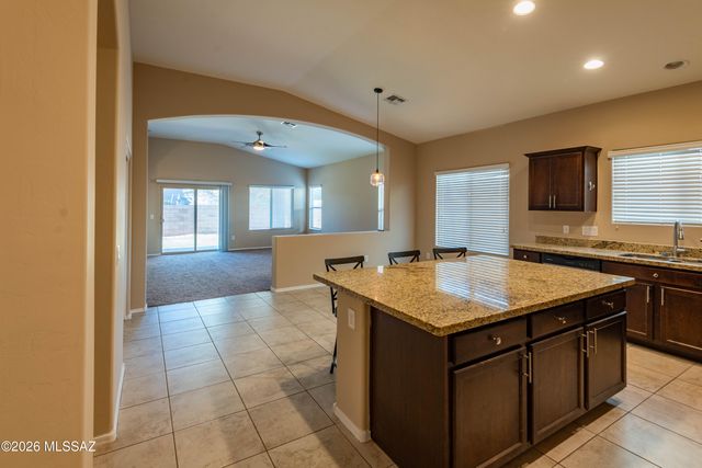 9014 W Rolling Springs Drive, Marana, AZ 85653