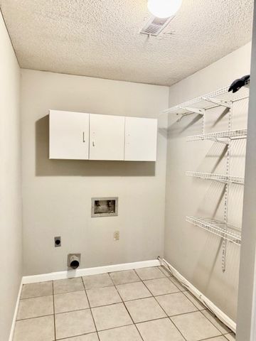 1919 W Brookhaven Circle, Dalton, GA 30721