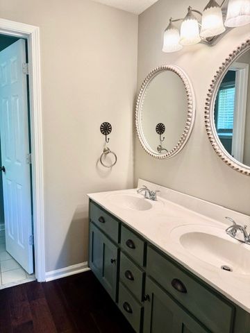 1919 W Brookhaven Circle, Dalton, GA 30721