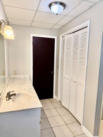 1919 W Brookhaven Circle, Dalton, GA 30721