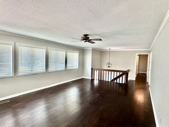1919 W Brookhaven Circle, Dalton, GA 30721