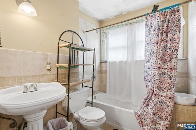 233-237 Meeker Avenue, Newark, NJ 07112